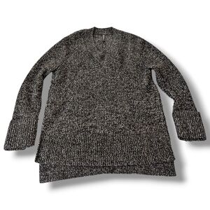 Athleta Black & White V-neck Sweater, Size S